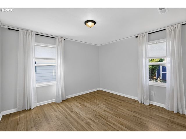 3535 Se 74TH Ave, Portland, OR 97206