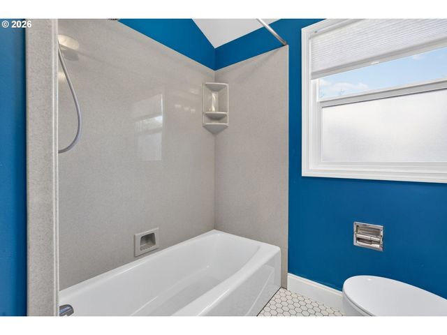 3535 Se 74TH Ave, Portland, OR 97206