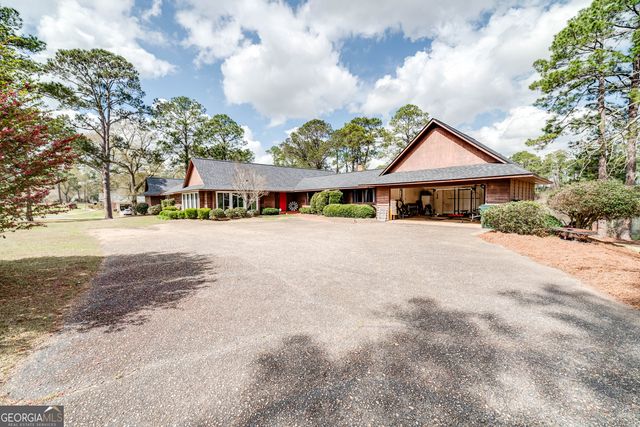 436 Lakewood Drive, Blakely, GA 39823
