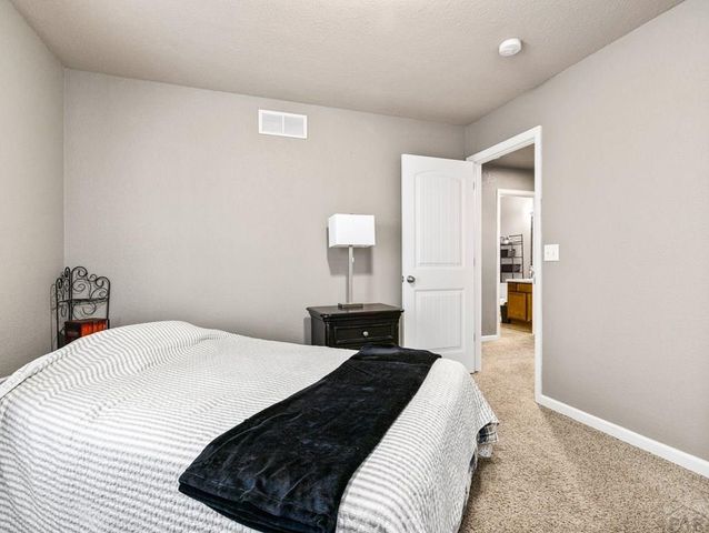 1140 W Shenandoah Dr, Pueblo West, CO 81007