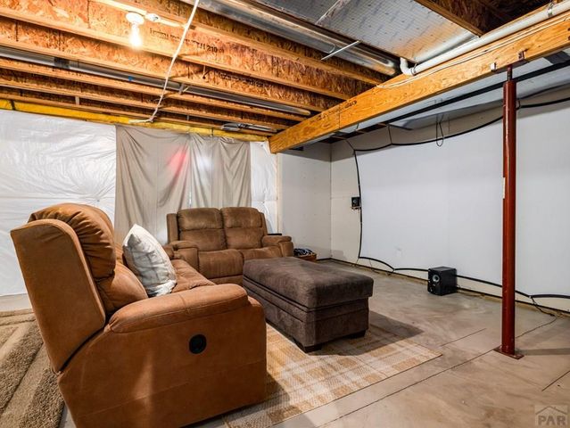 1140 W Shenandoah Dr, Pueblo West, CO 81007