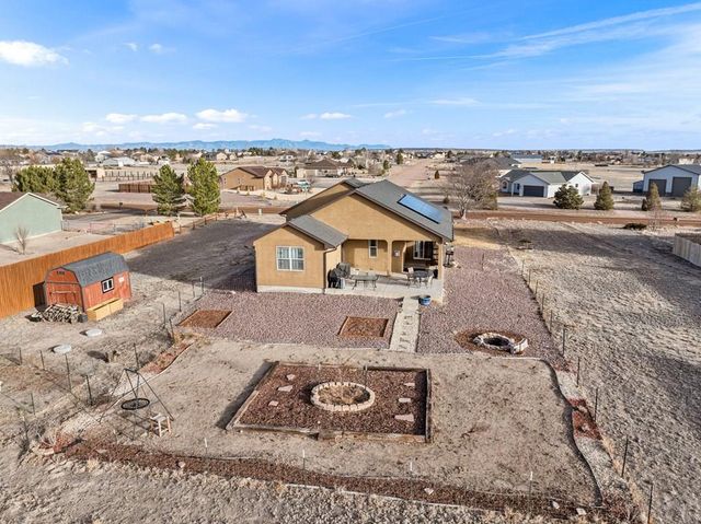 1140 W Shenandoah Dr, Pueblo West, CO 81007