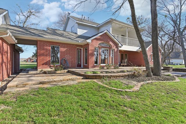9773 Sunset Drive, Lavon, TX 75166