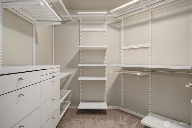 3233 241st Avenue SE, Sammamish, WA 98029