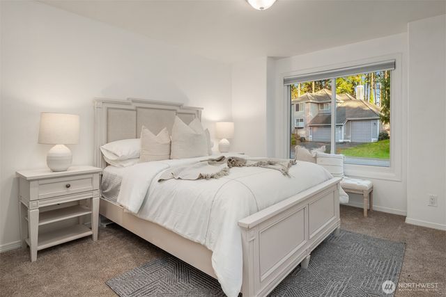 3233 241st Avenue SE, Sammamish, WA 98029