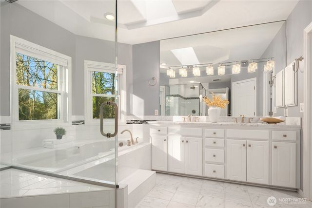 3233 241st Avenue SE, Sammamish, WA 98029