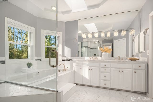 3233 241st Avenue SE, Sammamish, WA 98029