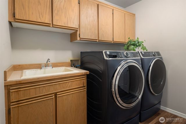 3233 241st Avenue SE, Sammamish, WA 98029