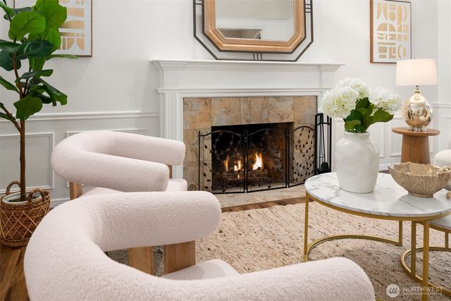 3233 241st Avenue SE, Sammamish, WA 98029