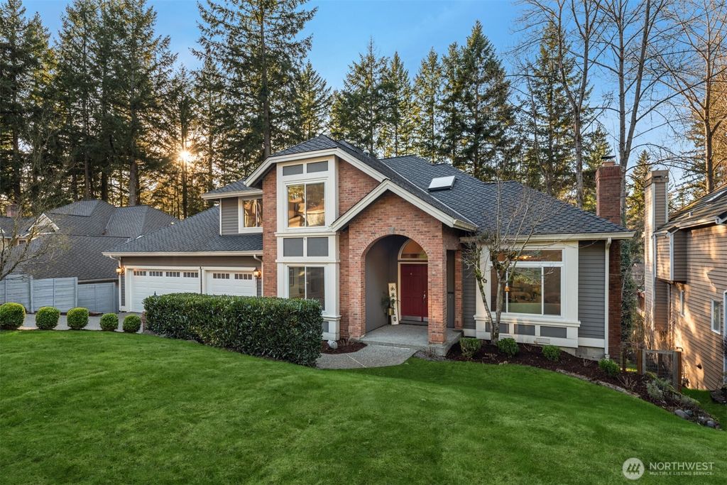 3233 241st Avenue SE, Sammamish, WA 98029
