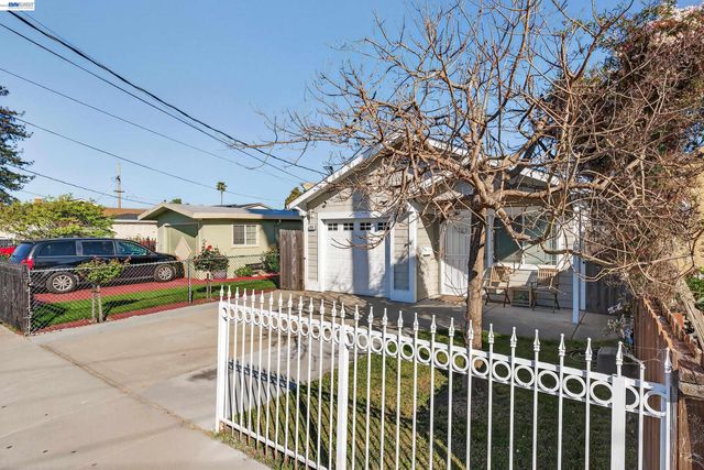 1723 Emeric Ave, San Pablo, CA 94806