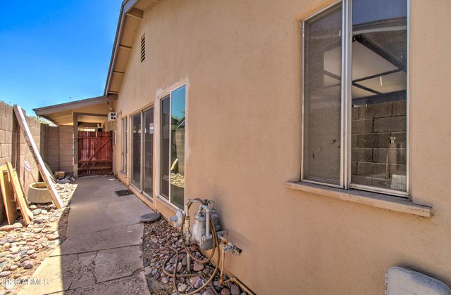 7130 N 23RD Avenue, Phoenix, AZ 85021