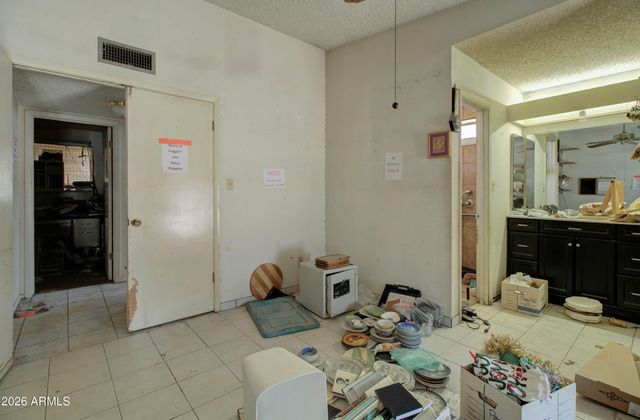 7130 N 23RD Avenue, Phoenix, AZ 85021