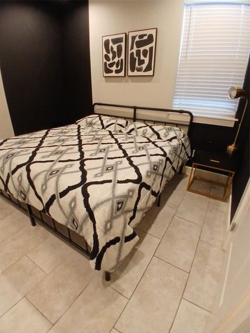 3333 Kilgore Street, Houston, TX 77021