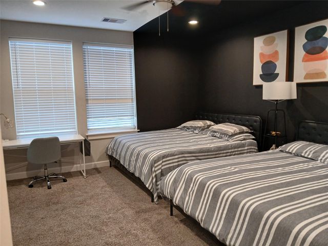 3333 Kilgore Street, Houston, TX 77021