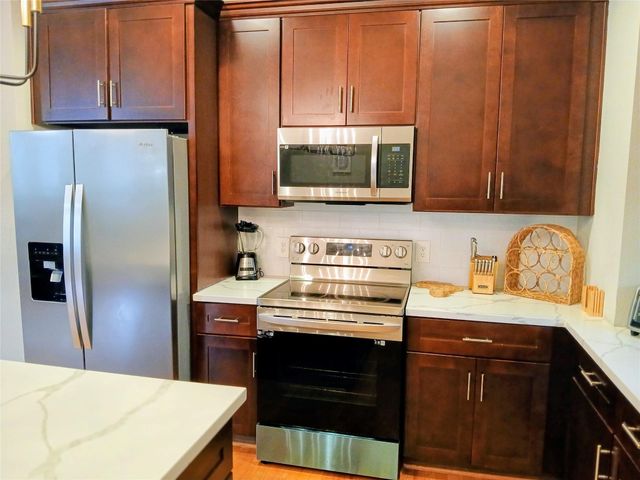 3333 Kilgore Street, Houston, TX 77021