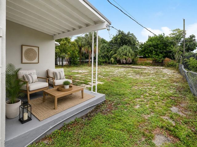 524 NW 21st Avenue, Fort Lauderdale, FL 33311