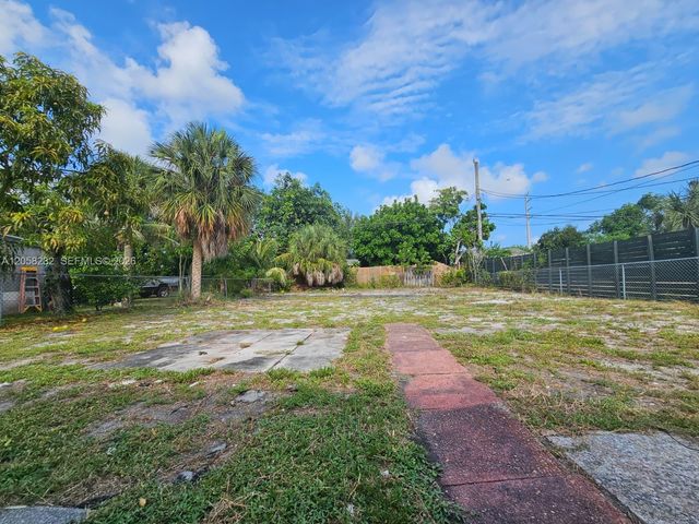524 NW 21st Avenue, Fort Lauderdale, FL 33311