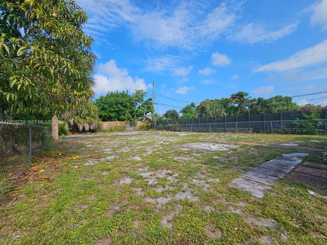 524 NW 21st Avenue, Fort Lauderdale, FL 33311