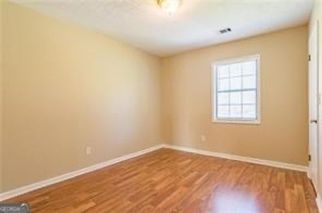 1031 Forest Park Lane, Suwanee, GA 30024