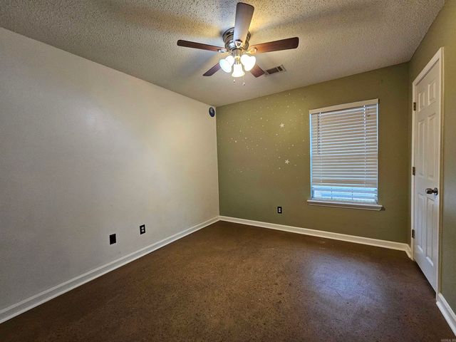 22 Applewood Dr., Cabot, AR 72023