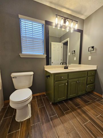 22 Applewood Dr., Cabot, AR 72023