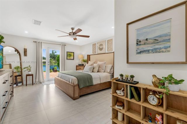 8601 Dundee Terrace, Miami Lakes, FL 33016