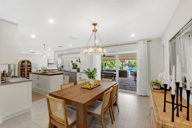 8601 Dundee Terrace, Miami Lakes, FL 33016