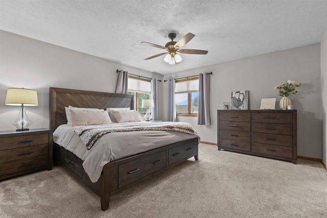 824 S MILL STREET, Hortonville, WI 54944