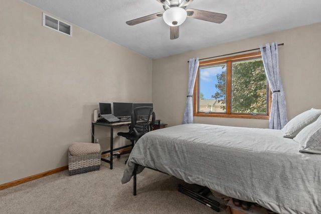 824 S MILL STREET, Hortonville, WI 54944