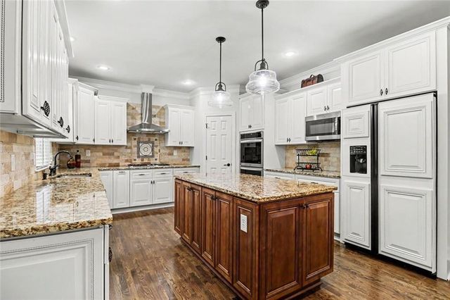 1135 Jennifer Oaks Drive, Alpharetta, GA 30004