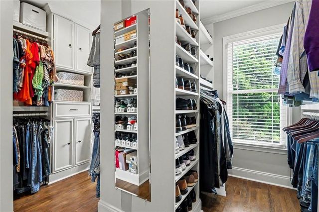 1135 Jennifer Oaks Drive, Alpharetta, GA 30004