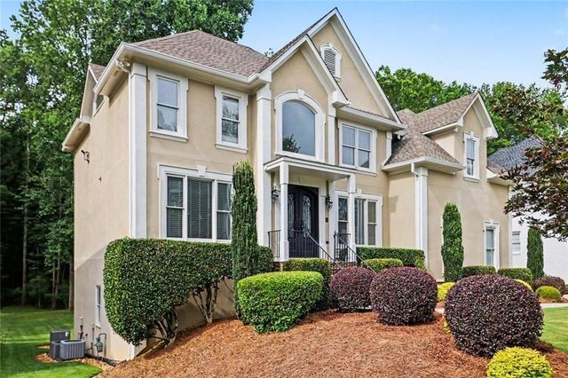 1135 Jennifer Oaks Drive, Alpharetta, GA 30004