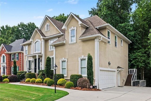 1135 Jennifer Oaks Drive, Alpharetta, GA 30004