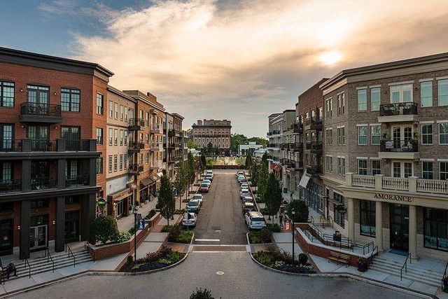 1135 Jennifer Oaks Drive, Alpharetta, GA 30004