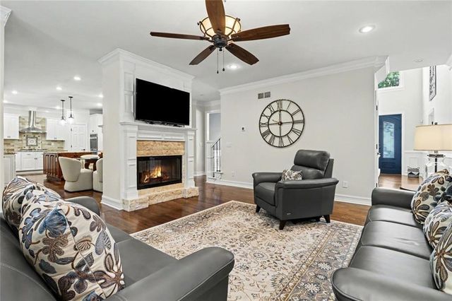 1135 Jennifer Oaks Drive, Alpharetta, GA 30004