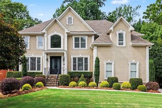 1135 Jennifer Oaks Drive, Alpharetta, GA 30004