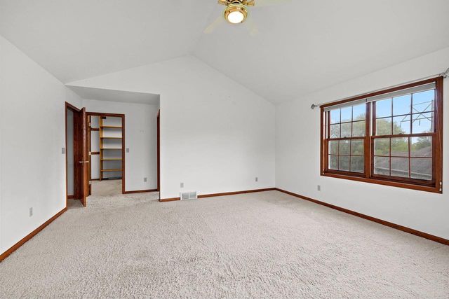 810 WINDOVER COURT, Green Bay, WI 54313