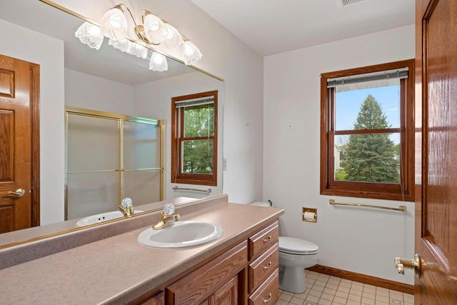 810 WINDOVER COURT, Green Bay, WI 54313