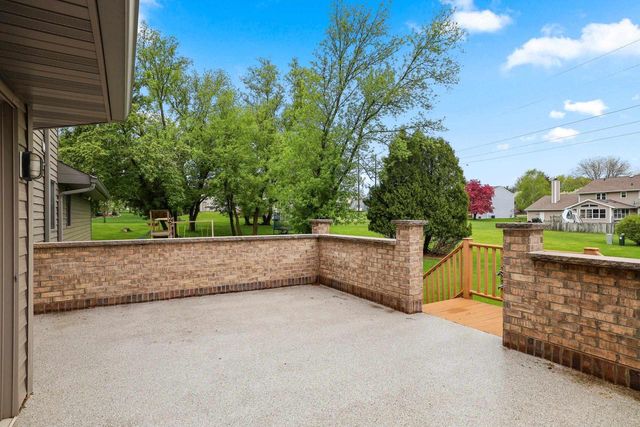 810 WINDOVER COURT, Green Bay, WI 54313