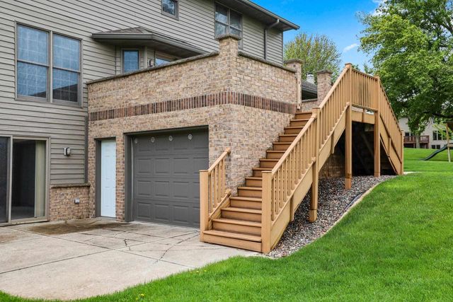 810 WINDOVER COURT, Green Bay, WI 54313