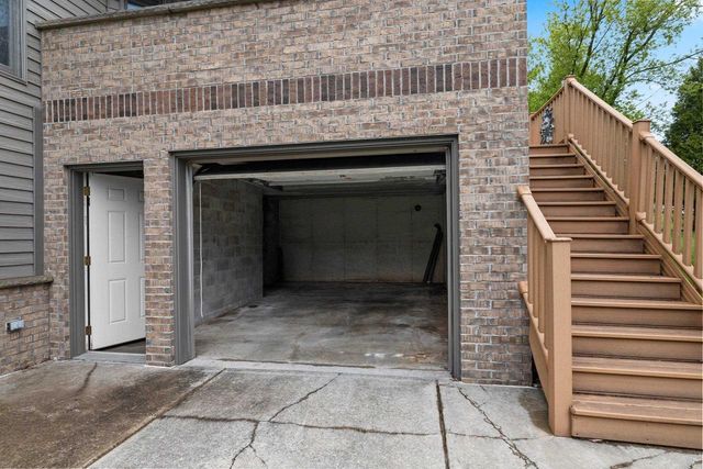 810 WINDOVER COURT, Green Bay, WI 54313