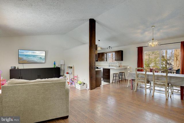 3632 BROOKESIDE DR, Chesapeake Beach, MD 20732