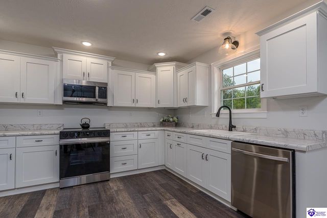 3451 Sportsman Lake Road, Elizabethtown, KY 42701