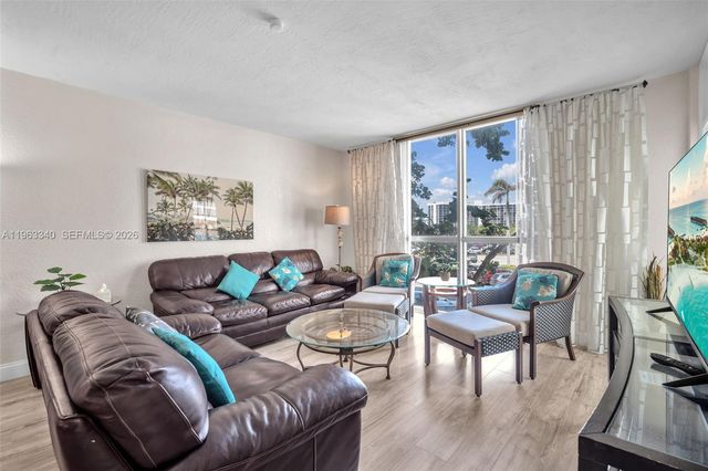 3801 S Ocean Dr 2W, Hollywood, FL 33019