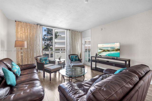 3801 S Ocean Dr 2W, Hollywood, FL 33019