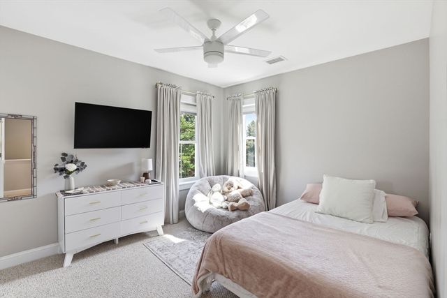 28 White Clover Trl, Plymouth, MA 02360
