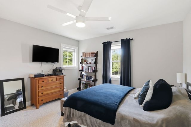 28 White Clover Trl, Plymouth, MA 02360