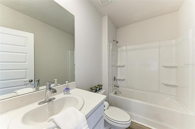 18143 WHEATHOUSE PLACE, Bradenton, FL 34211