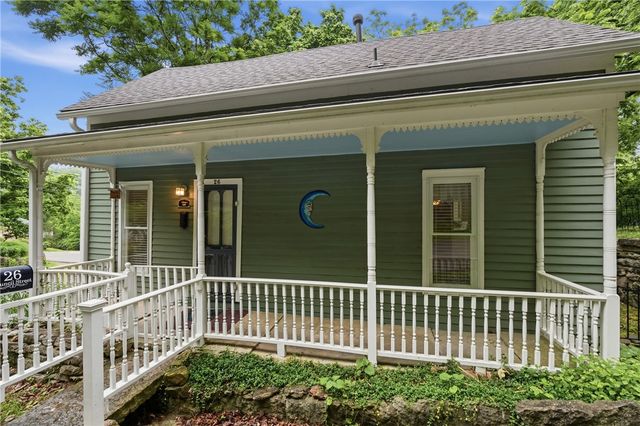 26 Council Street, Eureka Springs, AR 72632